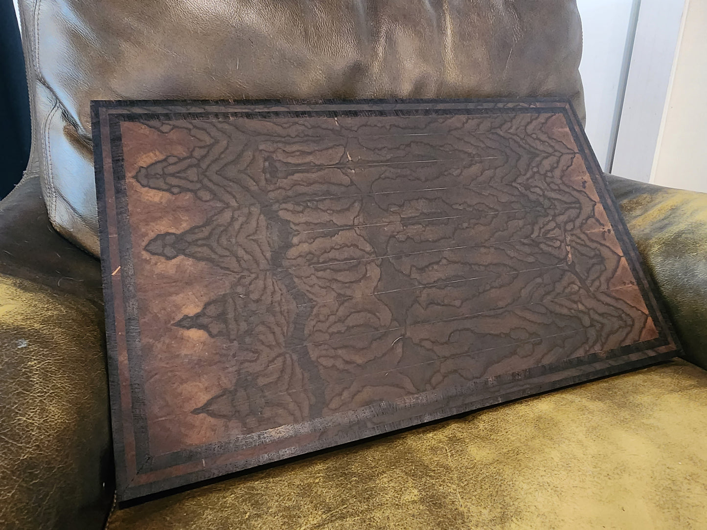 Dragonwood and Wenge Cutting Board: Where Artistry Meets Functionality